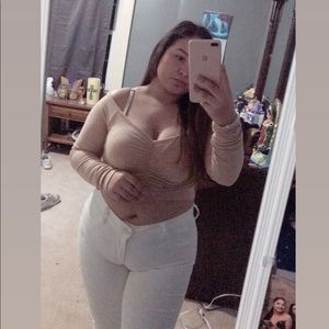 Meet your Posher, Mariela